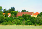 Der Skorianzhof aus der Ferne